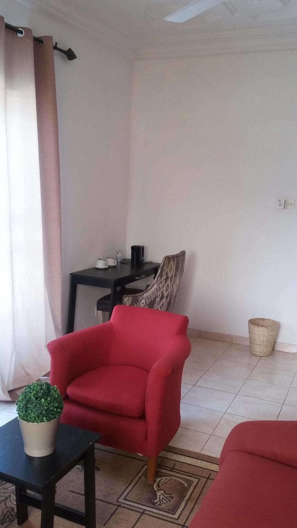 Pelican Residence Fajara Екстер'єр фото