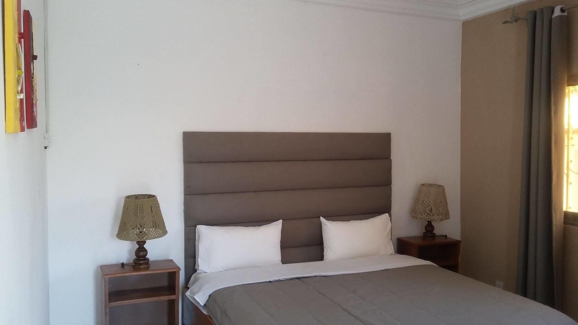 Pelican Residence Fajara Екстер'єр фото